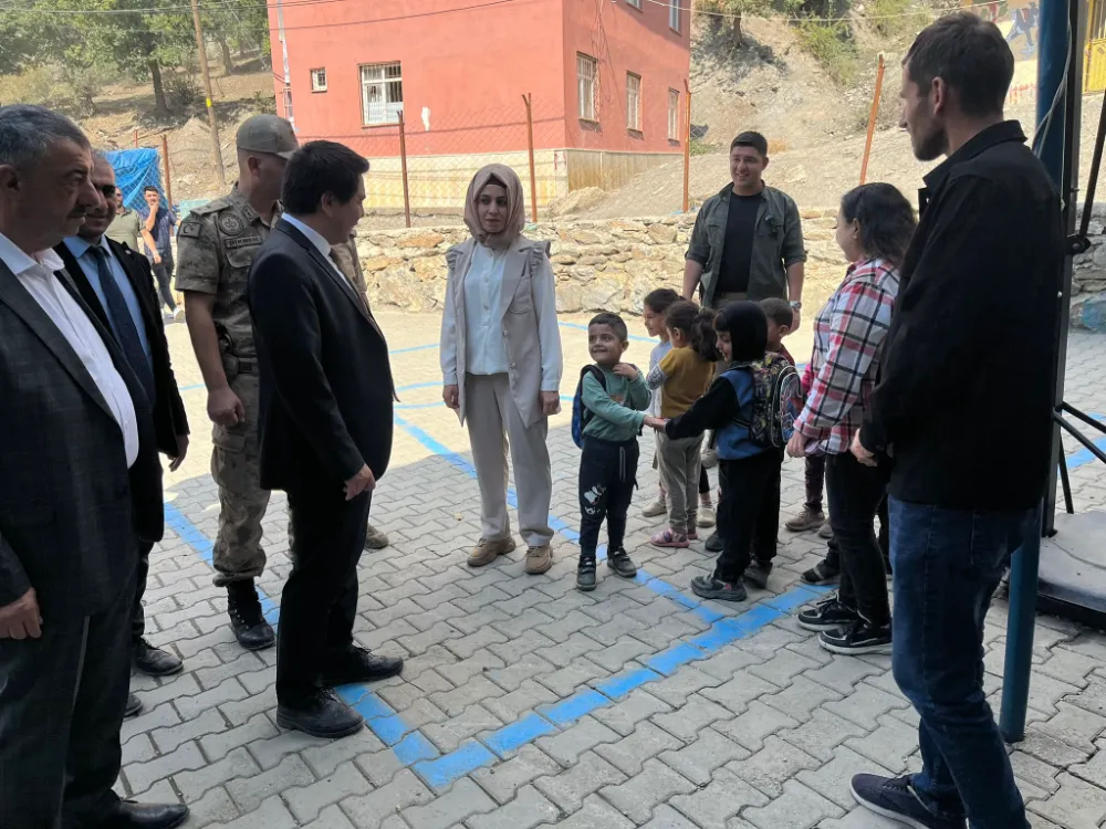 Kaymakam Altıntaş, Cevizlik İlk ve Ortaokulu’nu ziyaret etti.