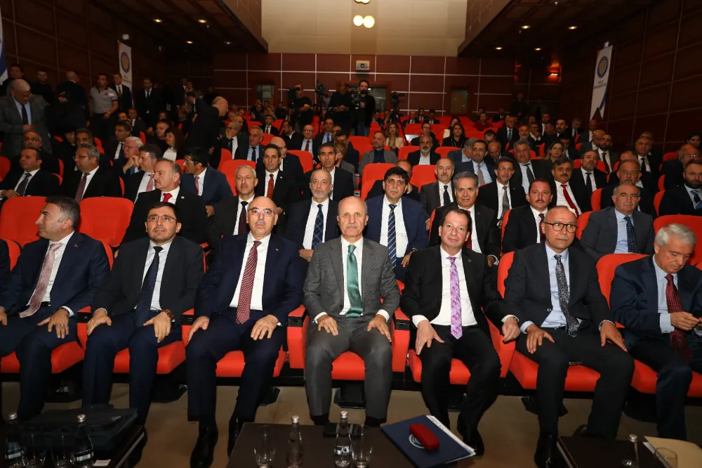 Rektör  Şındak,  “2030’a Doğru Yükseköğretim Vizyonu Toplantısına” Katıldı