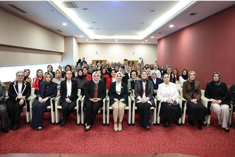 AK Parti Kadın Kolları, 81 İlden Katılımla Ankara’da Toplandı: Siirt’ten Önemli Projeler Sunuldu