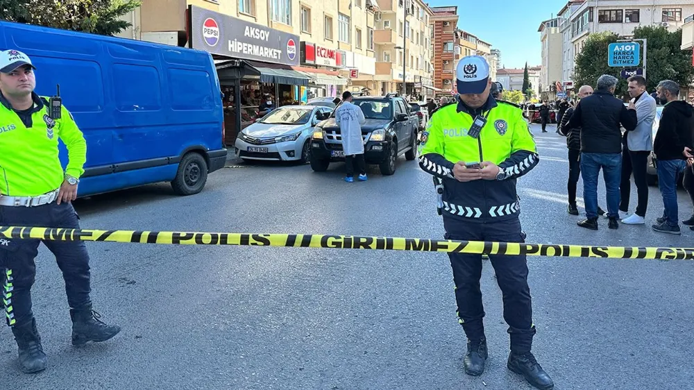 Polise çekiçle saldırdılar: 3 yaral