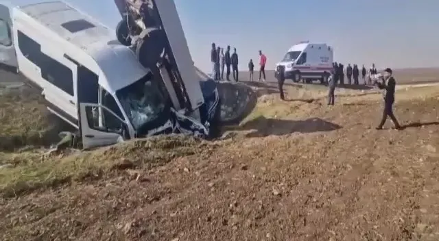 Diyarbakır’da meydana gelen zincirleme trafik kazasında 17 kişi yaralandı