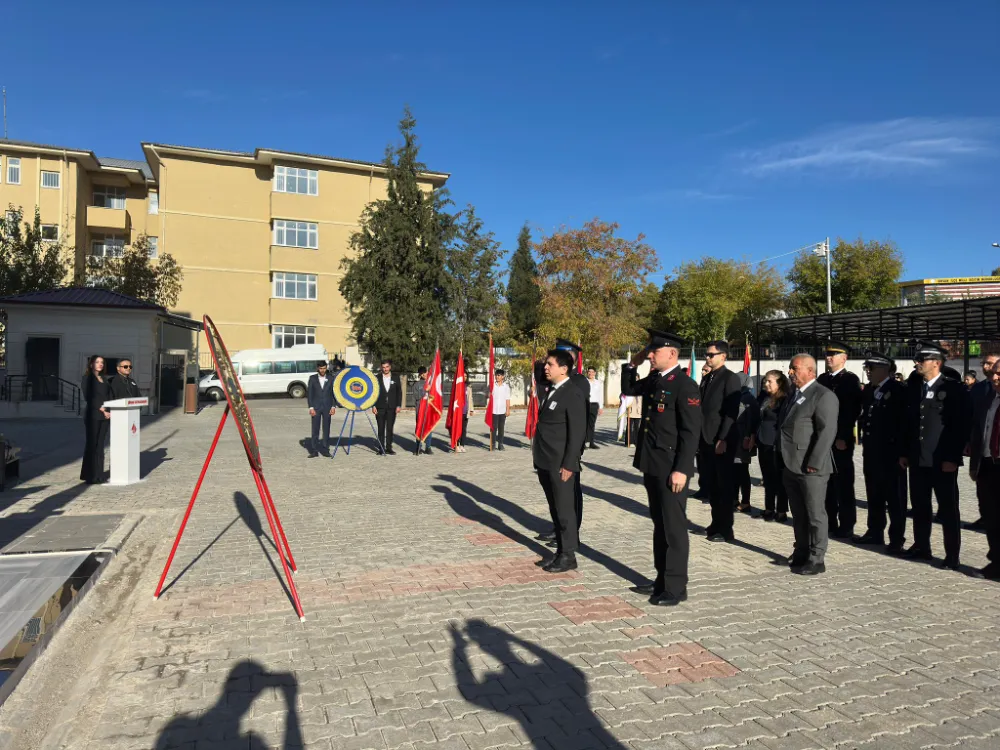 Şirvan’da 10 Kasım Çelenk Sunma Töreni Gerçekleştirildi