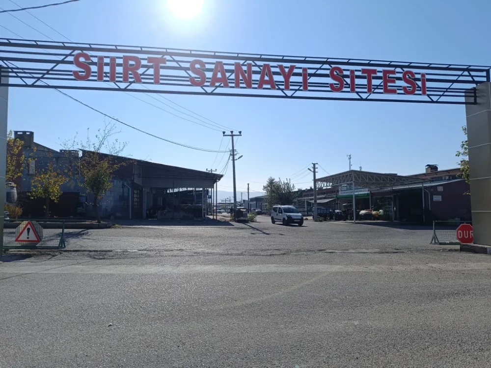 Siirt Sanayi Sitesi Esnafı, Elektrik Kesintisi, Temizlik ve ATM Eksikliği Nedeniyle Mağdur