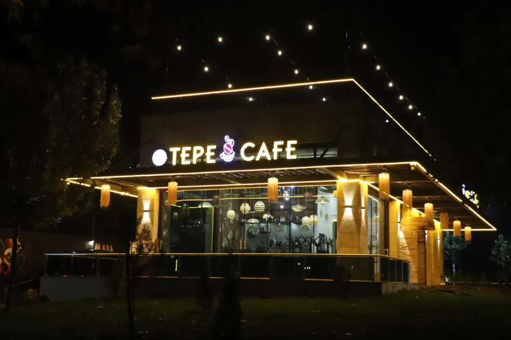 Kızlar tepesinde yeni bir kafe açılıyor