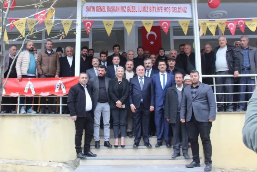 Anayol Partisi’nin Bitlis İl Kongresi Yapıldı