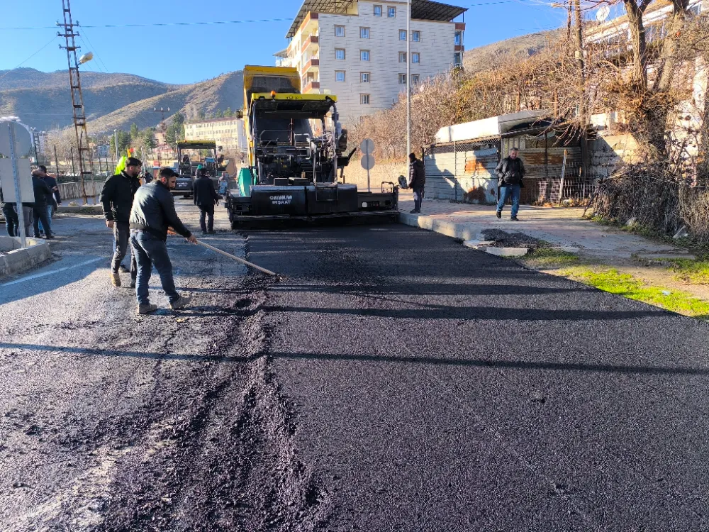 Baykan da Asfalt Çalışmaları Başladı