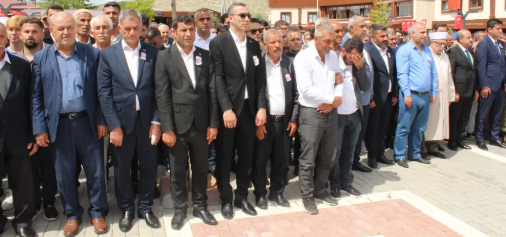 MHP İl Başkanı Tükenmez , Şehit Güvenlik Korucusu Yıldız’ın Cenaze Törenine Katıldı.