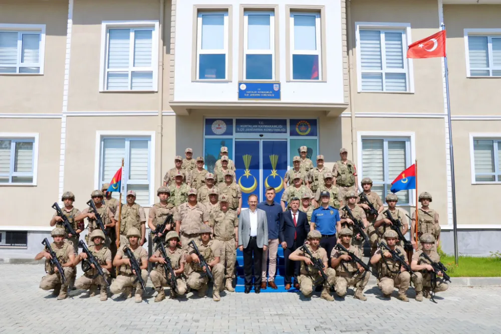Vali Kızılkaya, Kurtalan  Jandarma Komutanlığını Ziyaret Etti