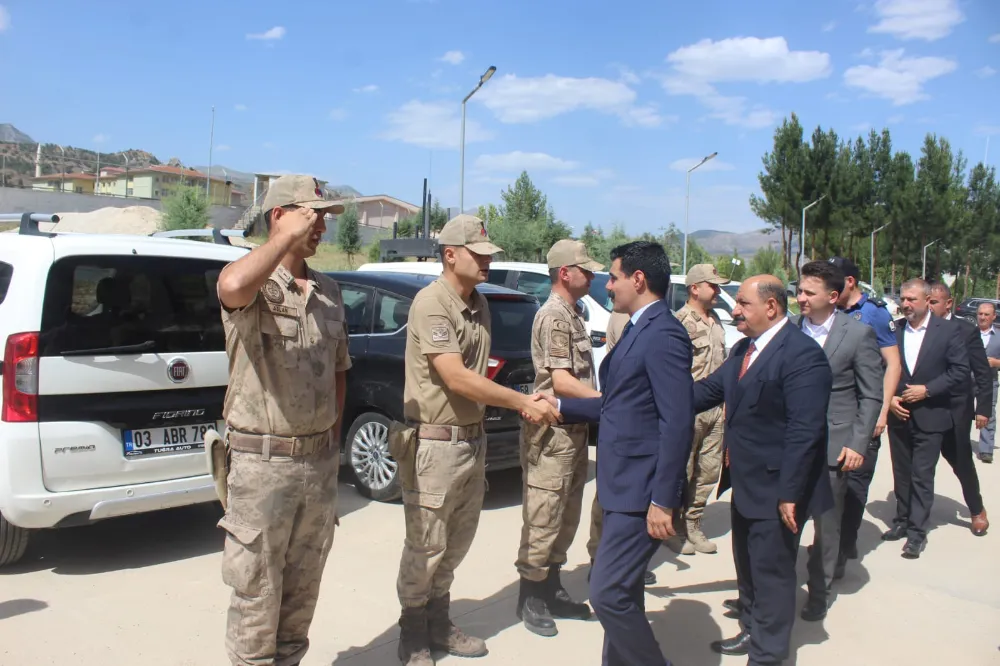 Kaymakam Bağlı, Jandarma Personelinin Bayramını Kutladı 
