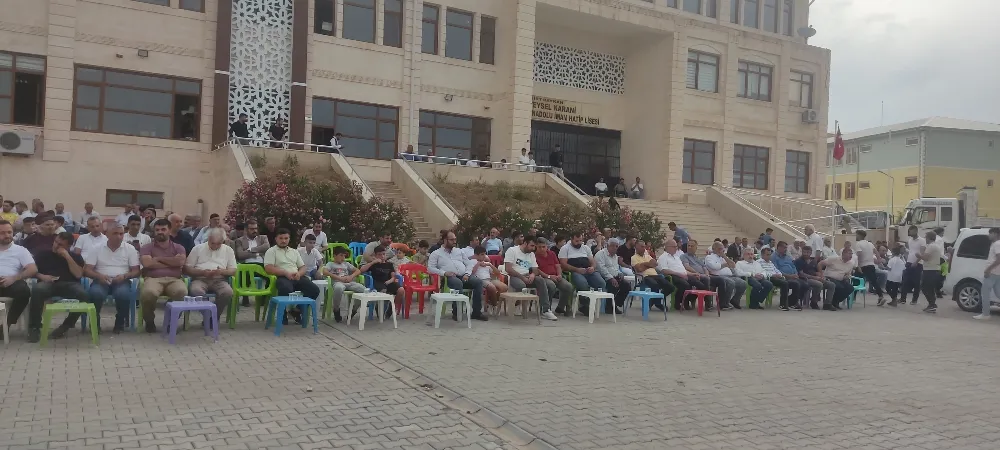 H.Tahir Hüseyni Veysel Karani’de, Oğlu Abdulkadir’e Yöresel Mevlitli Düğün Yaptı