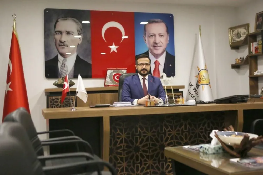 AK Parti Şehitkamil İlçe Başkanı Mehmet Yılmaz istifa edeceğini açıkladı