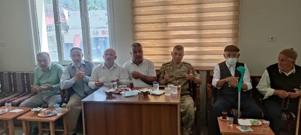 Siirt Alay Komutanı Tuğgeneral Büyük, Gücel Ailesine taziye ziyaretinde bulundu.