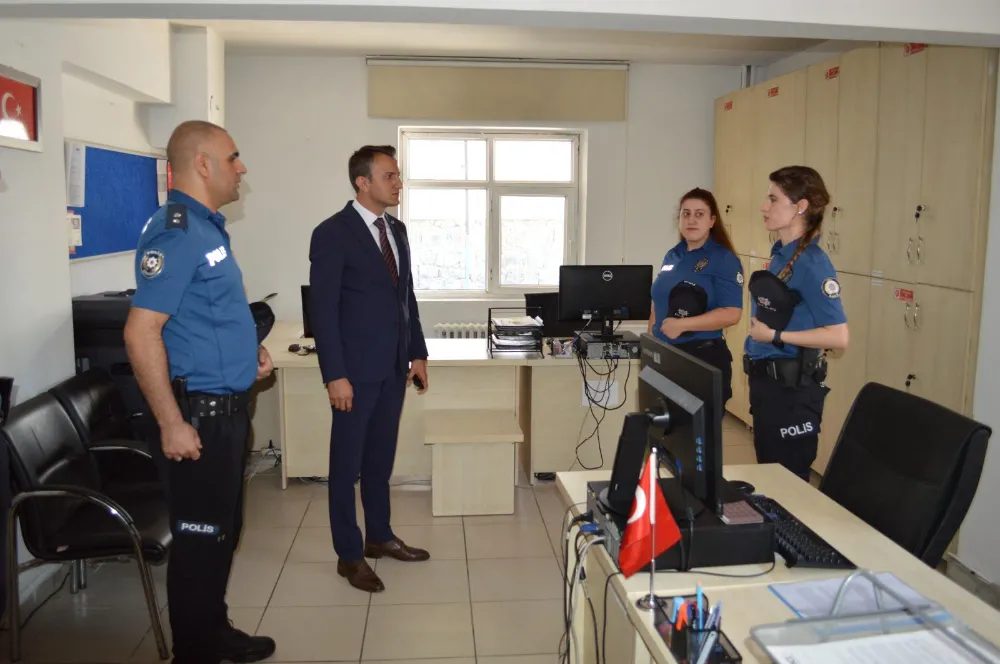 Baykan Kaymakamı Özcan, İlçe Emniyet Amirliğini Ziyaret Etti 