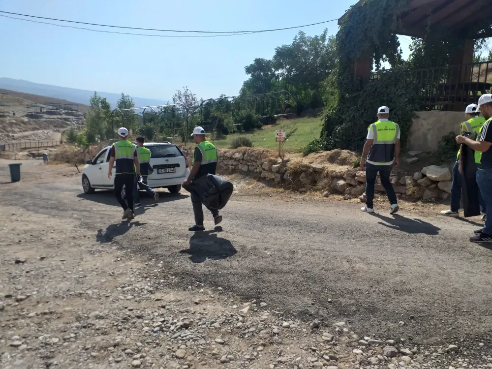 Siirt Özel İdaresi Ekiplerinin Temizlikseferberliği Hız Kesmeden İlerliyor