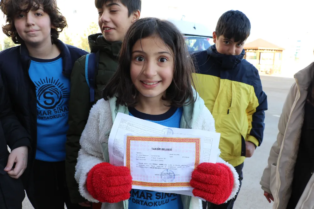 Yarıyıl tatili için "karne zili" çaldı