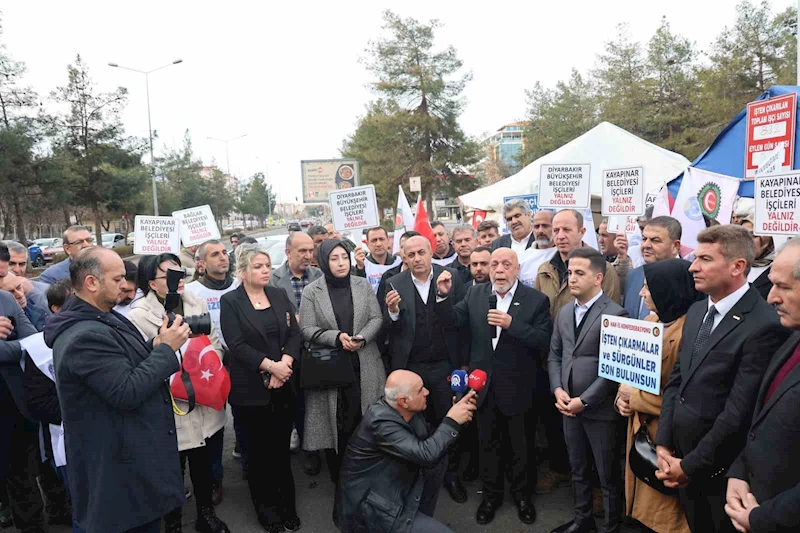 HAK-İŞ Genel Başkanı Arslan, Diyarbakır anneleri ve DEM’li belediyelerin işten çıkardığı işçilerle görüştü
