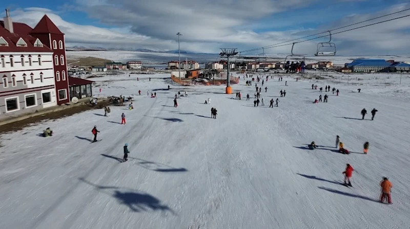Sarıkamış Kayak Merkezi’nde sömestre yoğunluğu
