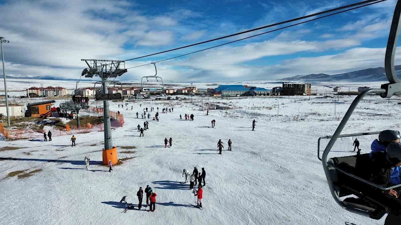 Sarıkamış Kayak Merkezi’nde sömestre yoğunluğu
