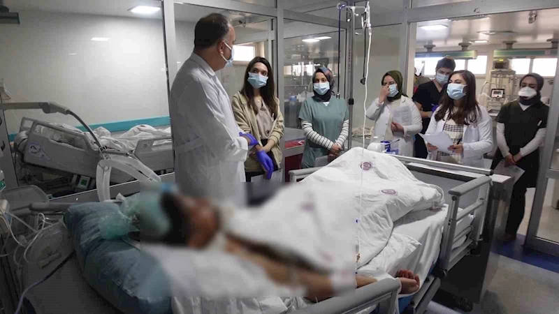 Fırat Üniversitesi Hastanesi bölgeye hizmet veriyor
