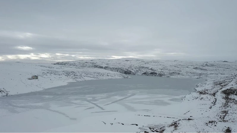 Ağrı Yazıcı Barajı kısmen dondu
