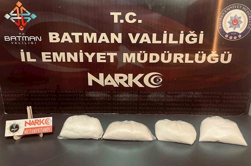 Batman’da kamyonda ele geçirilen uyuşturucuya 2 tutuklama
