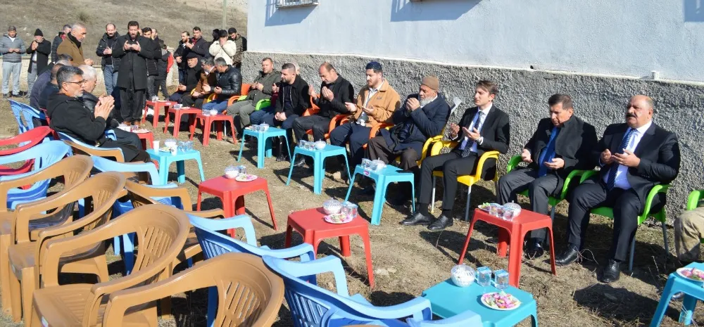 Kaymakam Özcan,  Esdal Ailesine Taziye Ziyaretinde Bulundu