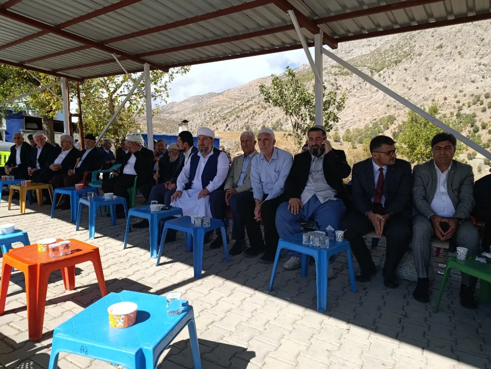 SİİRT İL SAĞLIK MÜDÜRÜ UZM. DR. BESİM HACIOĞLU ŞEYH MAHRABETTİN SOLMAZ’IN TAZİYESİNE KATILDI