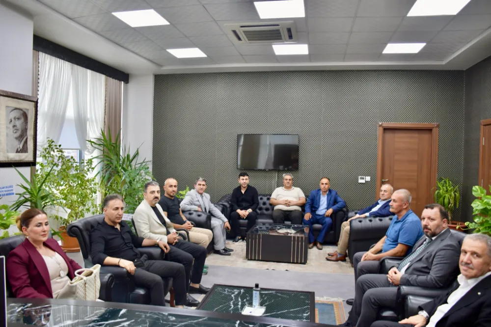 Siirt Vakfı Diyarbakır Şube Başkanı Adnan Öktüren’den Eğitime Değerli Ziyaret