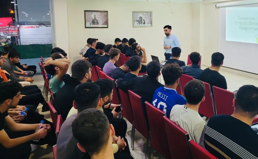 Eruh ve Esmahan Sultan Yurtlarında Öğrenci Oryantasyonu Heyecanı Sürüyor