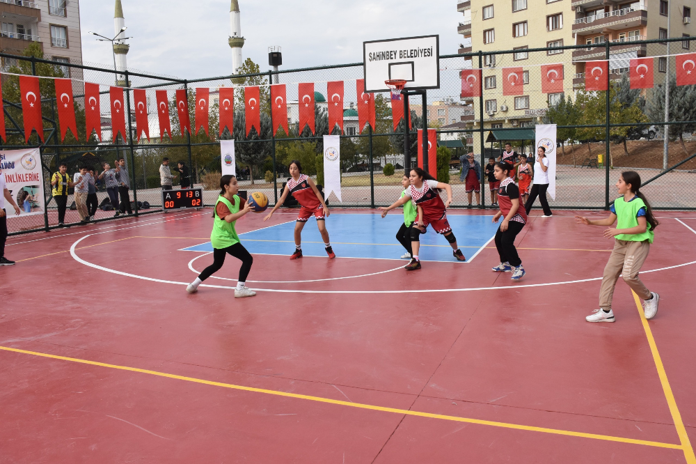 GELENEKSEL 3X3 SOKAK BASKETBOLU TURNUVASI BAŞLADI!