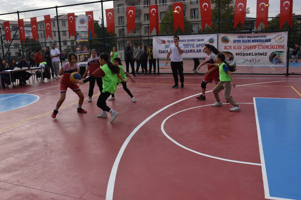 GELENEKSEL 3X3 SOKAK BASKETBOLU TURNUVASI BAŞLADI!
