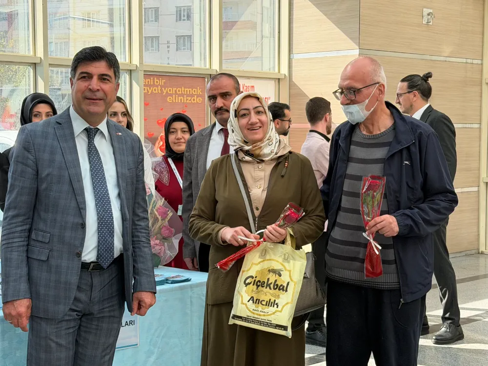 Siirt Eğitim ve Araştırma Hastanesi’nde Hasta Hakları Günü Etkinlikleri Gerçekleştirildi