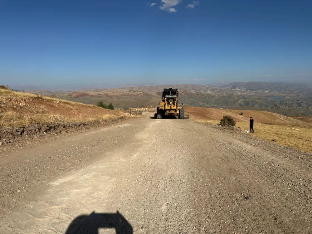 Siirt Kurtalan'da Stabilize Yollarda Bakım ve Onarım Çalışması Başladı