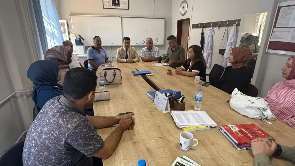 Siirt Kurtalan İlçe Millî Eğitim Müdürü Faysel Polat’tan Fatih Ortaokulu’na Ziyaret