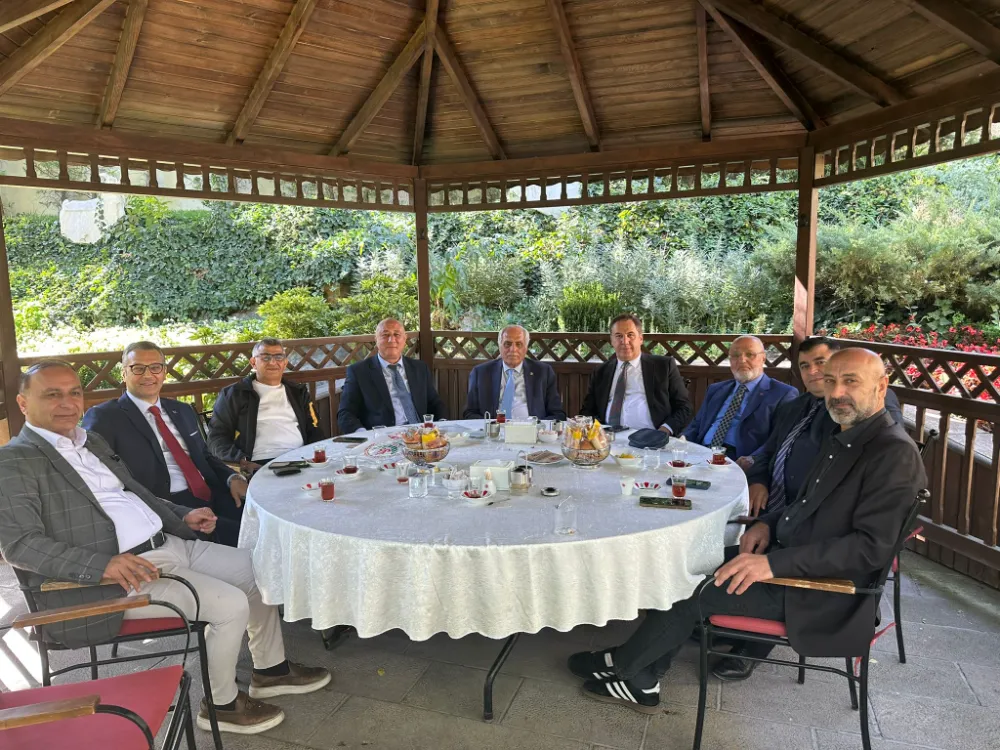 TBMM’de Siirt Rüzgârı: Afif Demirkıran Ev Sahipliğinde Siirtli İş İnsanları Buluştu