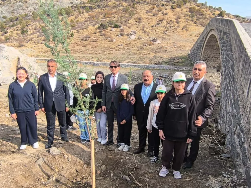 Baykan’da 11 Kasım Millî Ağaçlandırma Günü’nde Geleceğe Nefes Olundu