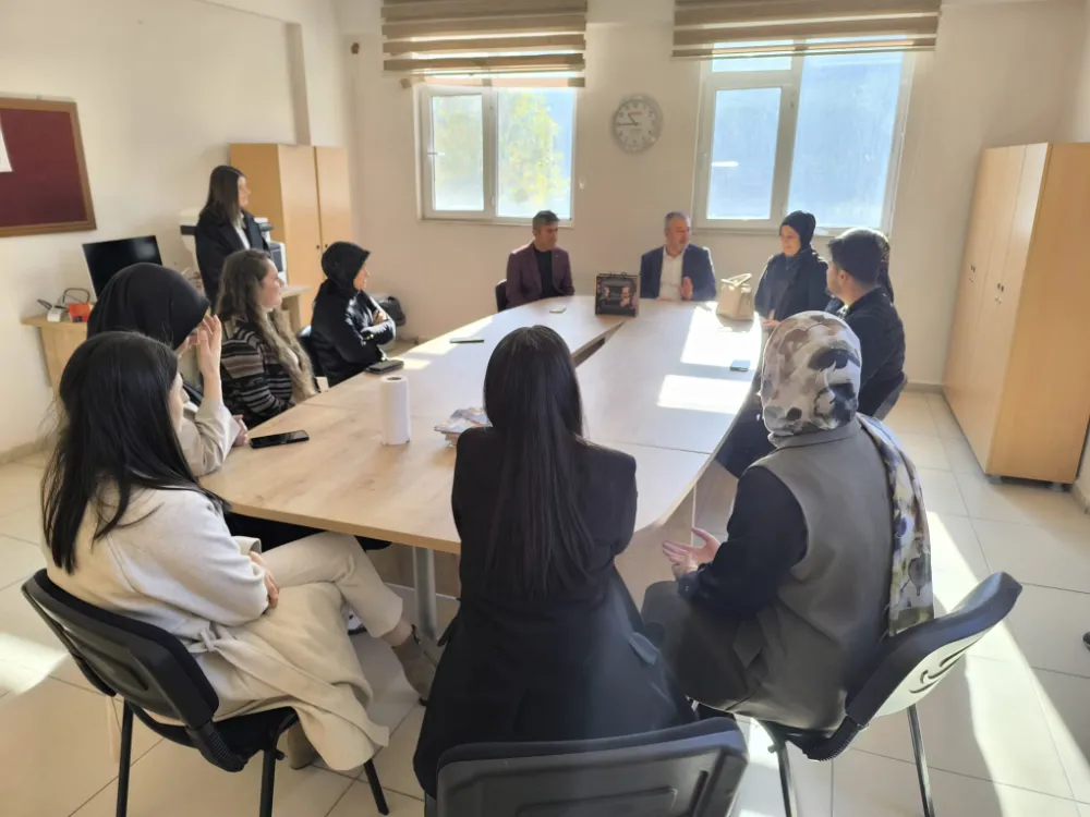 AK Parti Baykan Teşkilatından 24 Kasım Öğretmenler Günü Ziyaretleri