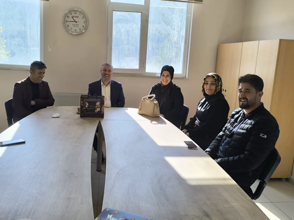 AK Parti Baykan Teşkilatından 24 Kasım Öğretmenler Günü Ziyaretleri