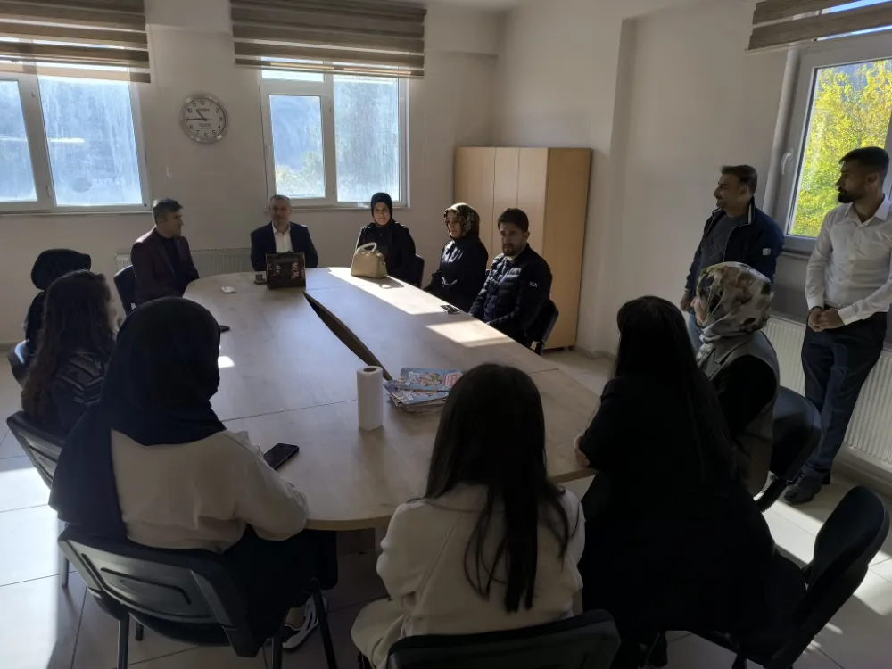 AK Parti Baykan Teşkilatından 24 Kasım Öğretmenler Günü Ziyaretleri