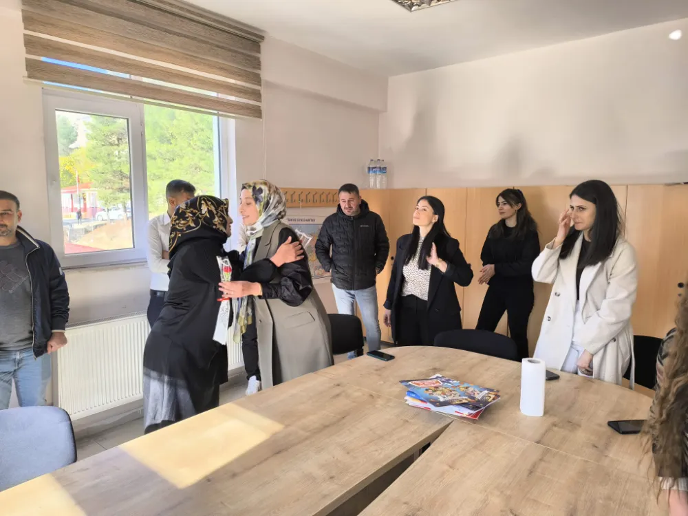 AK Parti Baykan Teşkilatından 24 Kasım Öğretmenler Günü Ziyaretleri