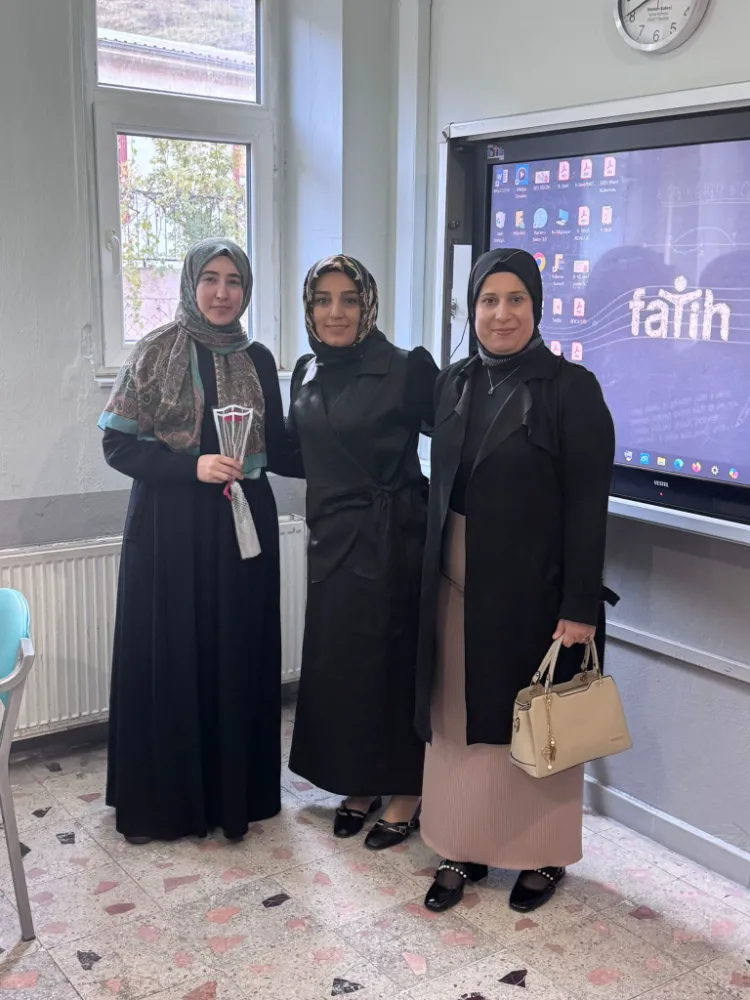 AK Parti Baykan Teşkilatından 24 Kasım Öğretmenler Günü Ziyaretleri