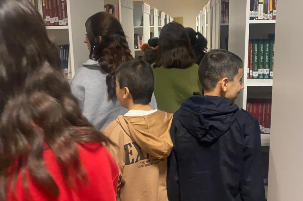 Siirt’te Koruma Altındaki Çocuklardan Siirt Üniversitesi Kütüphanesine Anlamlı Ziyaret