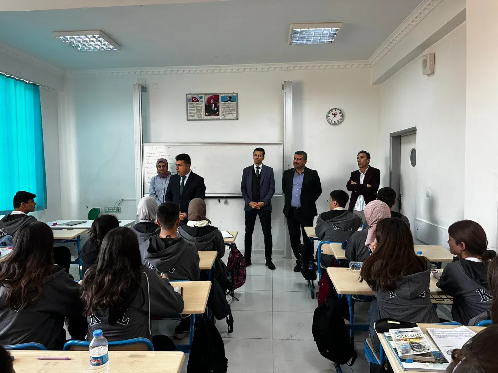 Siirt Kurtalan Milli Eğitim Müdürü Faysel Polat’tan Kurtalan Fen Lisesine Ziyaret