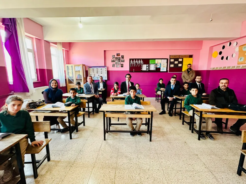 Siirt İl Milli Eğitim Müdürü İlhan Saz’dan Baykan Çamtaşı İlk/Ortaokuluna Ziyaret