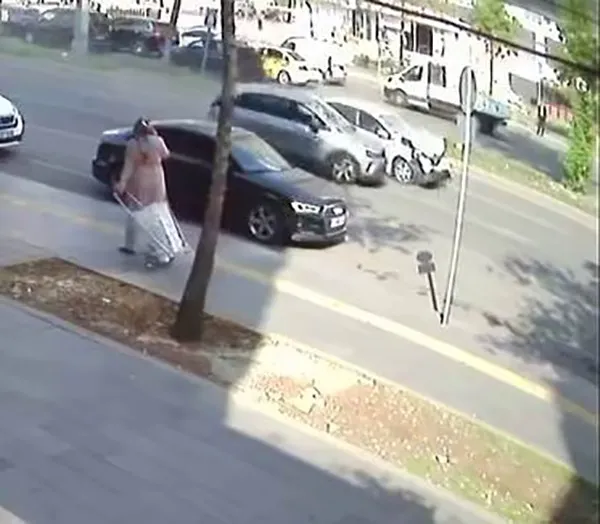 Diyarbakır’da trafik kazası güvenlik kameralarına yansıdı 