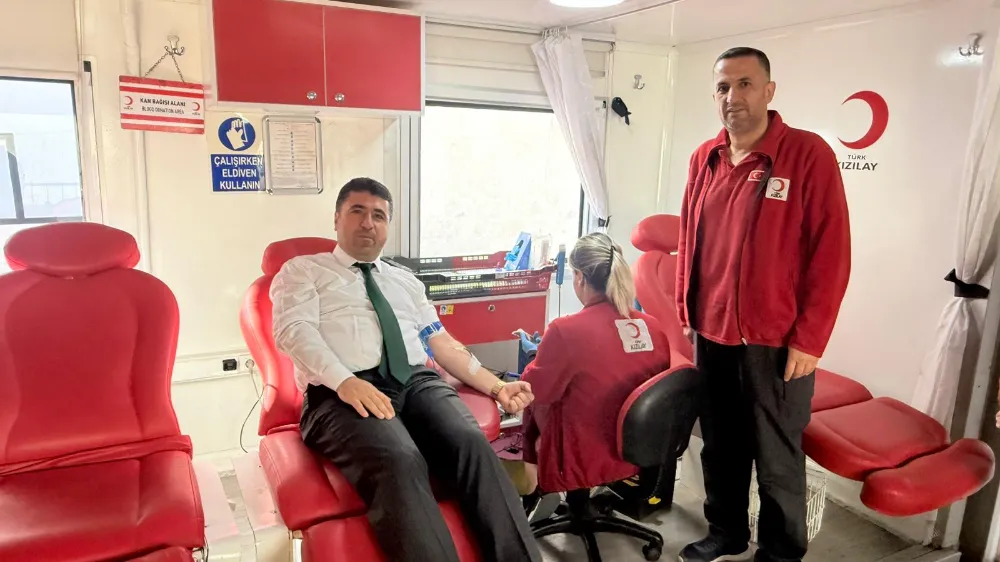 Siirt Kurtalan’da ‘Okulumda Kampanya Var!’ Etkinliğine Yoğun İlgi: Eğitimcilerden Kan Bağışına Destek