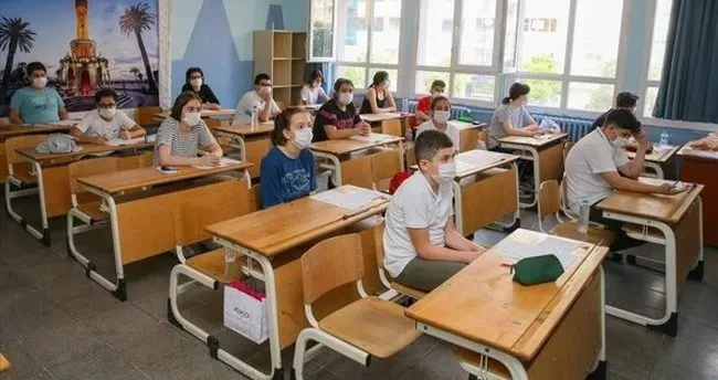 Ara Tatil Artık Hayal Oldu: 5 Günlük Tatilin Bedeli 18 Maaşa Dayandı!