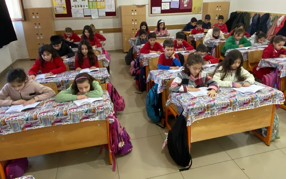 Siirt Geleceğe Sayfa Çeviriyor” Projesi Yapmurtepe İlkokulunda Sürüyor