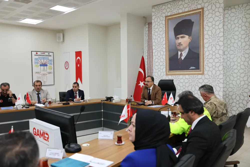 Siirt’te Vali Kızılkaya Başkanlığında Karla Mücadele Koordinasyon Toplantısı Gerçekleştirildi