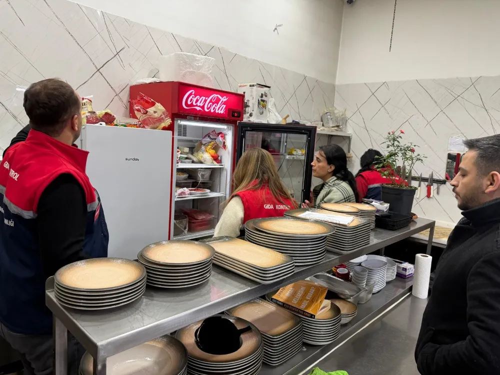 Yılbaşı Öncesi Siirt’te Güvenilir Gıda Denetimleri Sıklaştırıldı